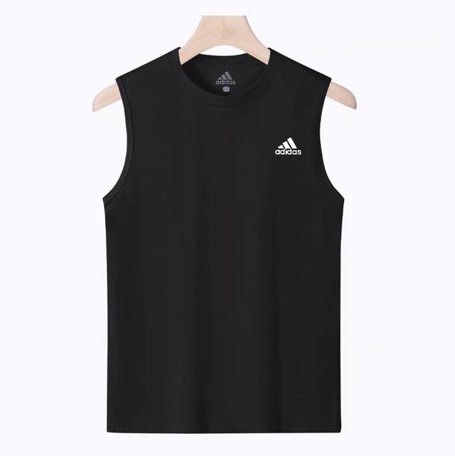 阿迪达斯adidas新款宽肩背心 经典硅胶立体印花logo设计，三标齐全，采用240克纯棉面料，经典logo印花美观大气，高品质，高端工艺做工精细，上身舒适版型