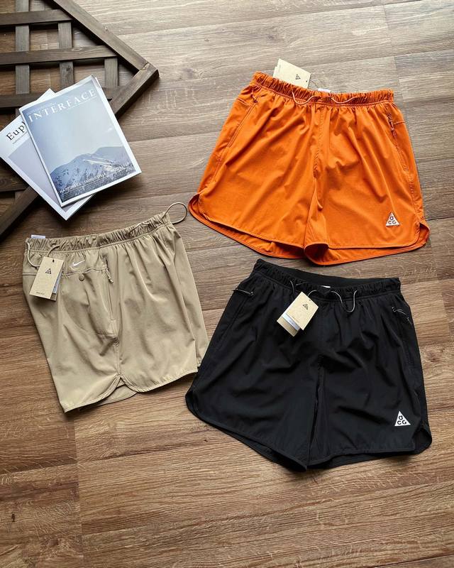 Nike Acg Dri-Fit “New Sands”Logo刺绣松紧腰宽松运动男女侧拉链口袋抽绳休闲短裤！！ 突破界限，畅享户外。 永远可以相信acg的审美