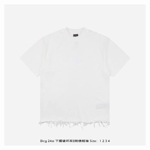 Balenciaga 巴黎世家 24Ss 下摆破坏双b刺绣短袖 面料采用230克重精梳棉，定制32支1*1螺纹，成衣两遍水洗处理，面料舒适亲肤无异感，定制定染面