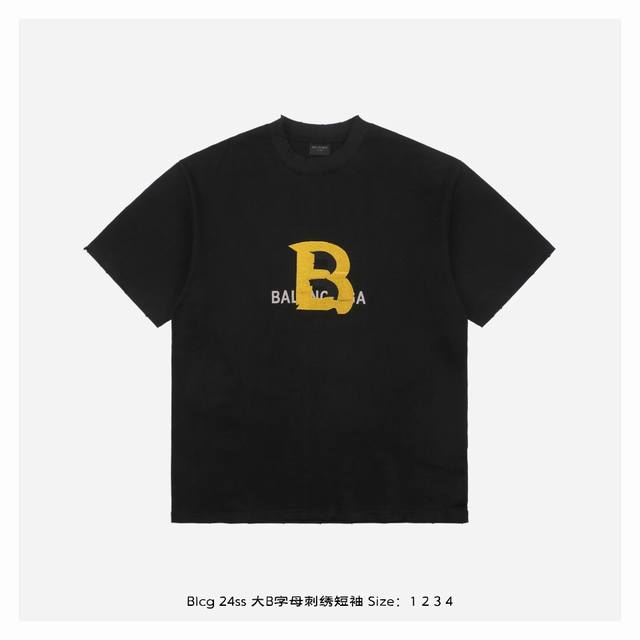 Balenciaga 巴黎世家 24Ss 大b字母刺绣短袖 面料采用230克重精梳棉，定制32支1*1螺纹，成衣两遍水洗处理，面料舒适亲肤无异感，定制定染面料，