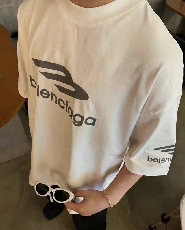 Balenciaga巴黎世家24Ss 3B大logo滑雪运动符号四方印花短袖t恤半袖 网红明星同款 定制260克全棉双纱紧密爽滑面料 胸前 后背 袖口印花 布面