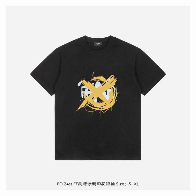 Fendi 芬迪 24Ss Ff刷漆涂鸦印花短袖 面料采用230克重精梳棉，定制32支1*1螺纹，成衣两遍水洗处理，面料舒适亲肤无异感，定制定染面料，纺织密度高