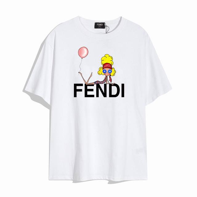 Fendi 芬迪新款时尚气球字母短袖t恤,优雅的设计看起来气质满满！版型剪裁特别有讲究！上身很洋气显瘦内搭外穿都看高密针织圆领设计，平整简约！亲肤透爽！T恤面料