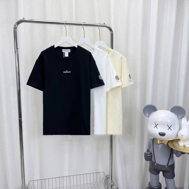 新款上新 Stone Island 石头岛勋章重工刺绣小标短袖 面料采用高品质280克重工纯棉面料 面料上身舒服 重工纯棉克度 当季必备 版型超正 拒绝臃肿 面