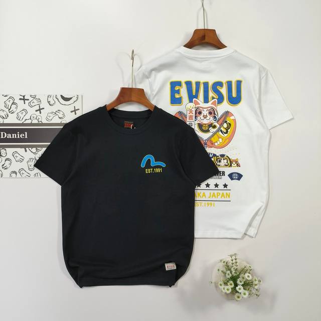 尺码s-2Xl掌柜推荐 Evisu 福神2024新款男士招财猫印花短袖t恤 原版面料高版本高品质 网红明星同款 阿苏的t恤有着日本美学，呼应品牌的创始之地。这件