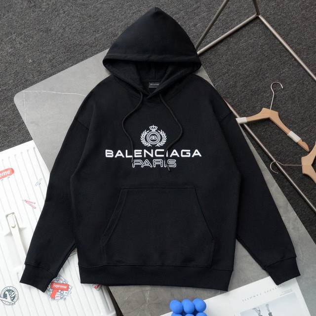 顶级复刻 高端定制 - Balenciaga 巴黎世家 新款皇冠麦穗刺绣logo连帽卫衣帽衫 - 款号：83711 - 颜色：黑色 - 购入原版开模打造，全套定