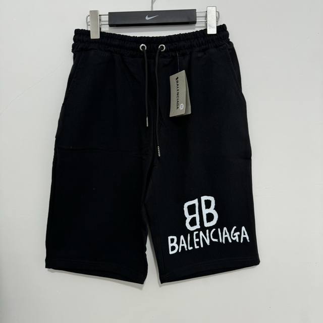 Balenciag巴黎世家blcgbb黄色胶带印花五分裤短裤 巴黎世家 炒雪花胶带印花短裤 B家爆火的胶带印花 同款短袖也有 夏天缺一不可的中性短裤 男女款无性