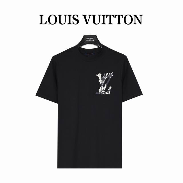 Louisvuitton 路易威登 前后撞色立体logo刺绣短袖t恤 定制50支精紧棉纱、活性染色，重固色、爽滑手感面料重工洗水、 微阔小流肩时尚版型、穿后再洗