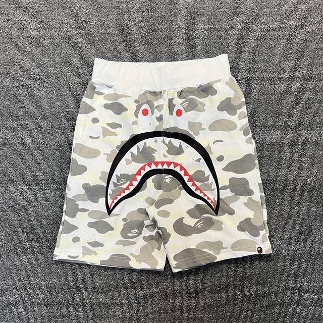 Bape 夜光迷彩鲨鱼印花短裤 340克纯棉定制面料 Zp开版 情侣款：M Xxl 灰色 白色