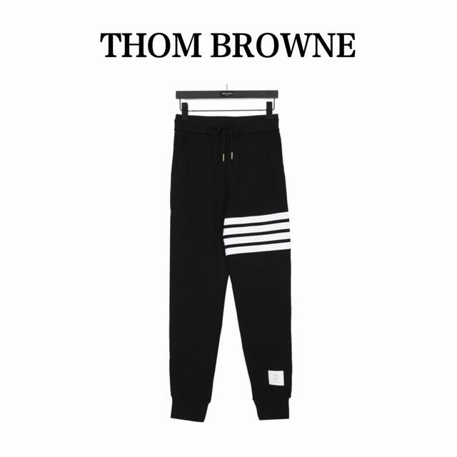 ThomBrowne 汤姆布朗经典色织竖腿卫裤 面料采用专业订纺表面32s触感细腻内里8s，挺括有型，克重高达380g，起订量500kg 相当于1000件单品