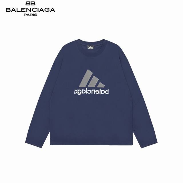 Balenciaga& Adidas 24ss 刺绣ogo双面穿长袖 采用26支双纱 300克重面料 进口针织针梳棉进行制作，厚度适中，有垂感又有轮廓型，上身就