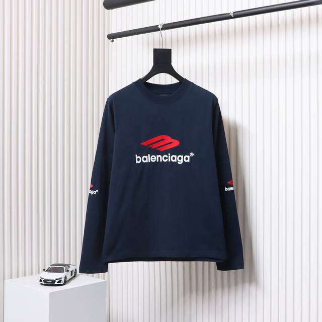 巴黎世家Balenciaga新款BLCG巴黎世家新款M标 LOGO字母刺绣长袖 os版型真的很迷人 Balenciaga也真的是绝绝子 每一季新品版型都做到极致