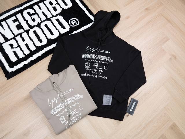 顶级日潮联名单品 Yohji Yamamoto x NEIGHBORHOOD 山本耀司&NBHD 24Ss Collection 联名印花合作款连帽卫衣 男女同