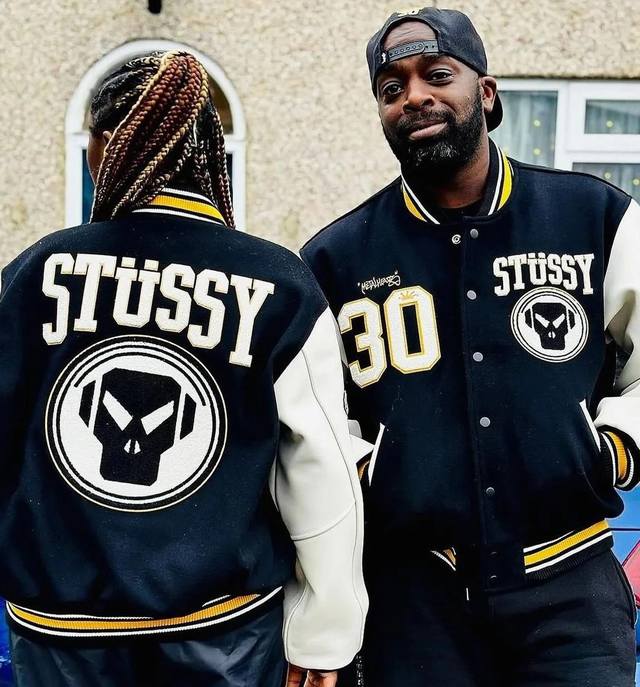 高品质面料新升级 Stussy x Metalheadz 斯图西30周年重磅联名款毛巾刺绣棒球服外套 斯图西从去年就已经开始预热的一件棒球夹克，整体的质感是非常