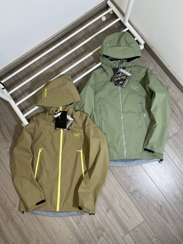 上新 始祖鸟冲锋衣 细节图 2024新款5色ARC’TERYX 始祖鸟beta lightweight Jacket 防水防风透气连帽休闲夹克外套 修身剪裁：B