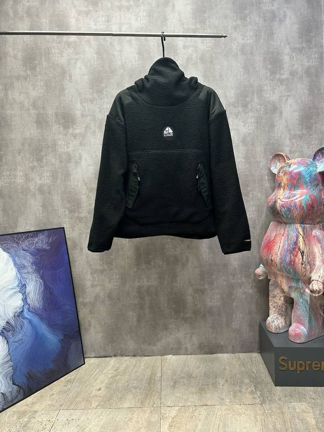 男女同款Supreme FW22 联名ACG Fleece Pullover 套头摇粒绒卫衣 1、去年爆火的款 今年上半年官网突击补单了一批 购于淘宝 2188