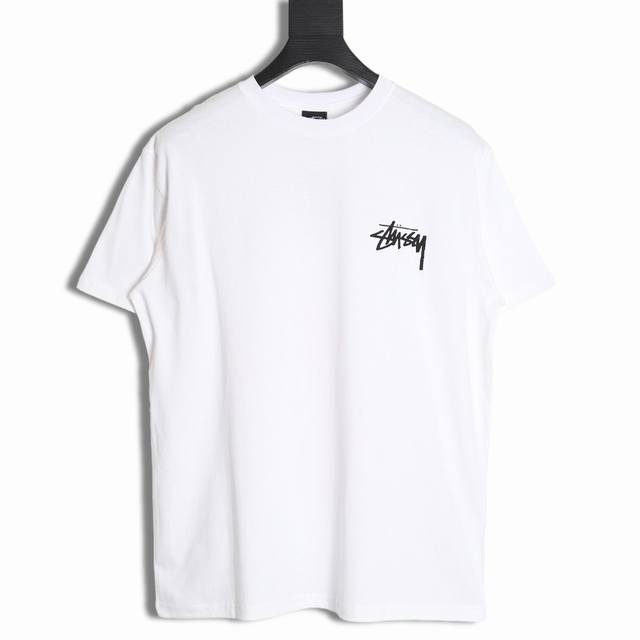 Stussy 斯图西 24SS 骰子印花短袖T恤 面料：240克双纱高密度纯棉面料 - 工艺: 整件衣服采用精密压花工艺 - 男女同款均可驾驭 - 尺码： M