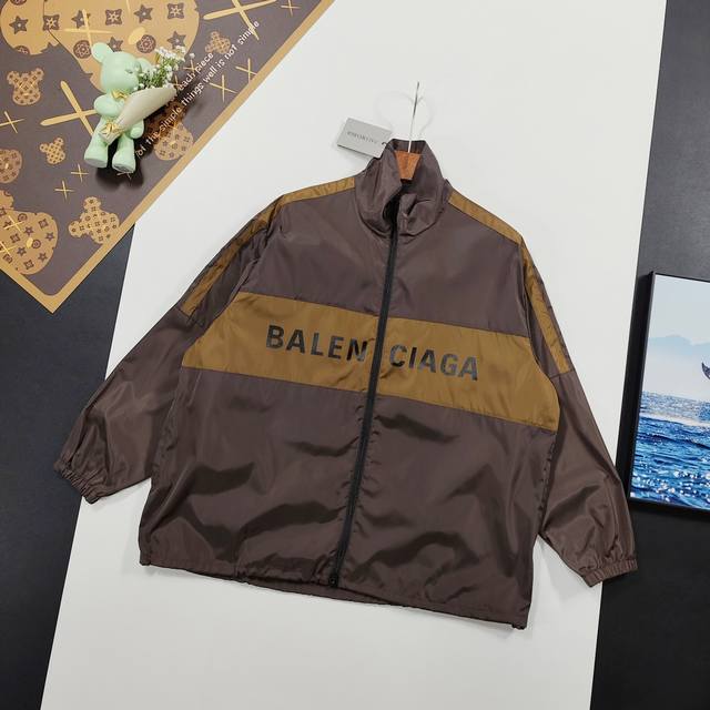 尺码46-52 早秋上新 Balenciaga 巴黎世家BLCG经典咖啡拼接标语薄款冲锋衣外套 - 购入原版开模打造，全套定制辅料，细节决定成败 - 巴黎世家B