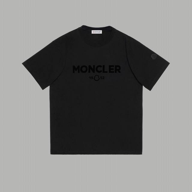 Moncler蒙口 春夏2024SS 新款logo字母 拼接刺绣小标 短袖T恤 购入原版开模打造，全套定制辅料，细节决定成败。 面料：规格采用实打实280g 1