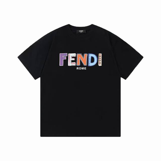 FENDI 芬迪] FW短袖T恤 LOGO印花 高端32s双纱260克面料 重磅面料 定制拉架罗纹同缸同染 三标齐全 男女同款 颜色：黑色 白色 尺码：XS S