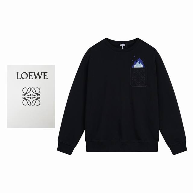 Loewe 罗意威23ss 宫崎骏联名系列 哈尔的移动城堡 火苗刺绣人偶乇长袖卫衣 采用400克精梳爽滑棉 手感舒适柔软 领口螺纹定染加厚 久穿不变形 三标齐全