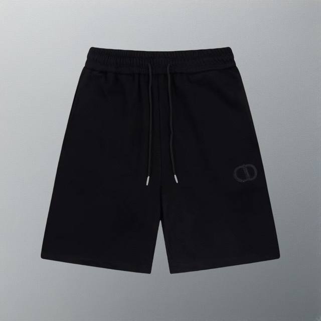 高版本 Dior 小标识立体刺绣短裤 定织定染纯棉毛圈 采用630G面料 采用进口绣花机立体刺绣工艺 简约大方 时尚潮流 男女百搭 颜色：黑 size：XS~L