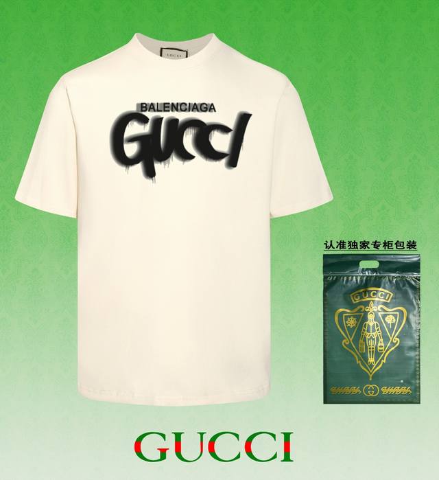 配图片包装 GUCCI~古驰 2024春夏新款短袖，采用双坎肩做法，双坎肩做法，双坎肩做法使整件衣服更加有立体感觉，不是普通T恤所能达到的工种， 前幅图案采用高