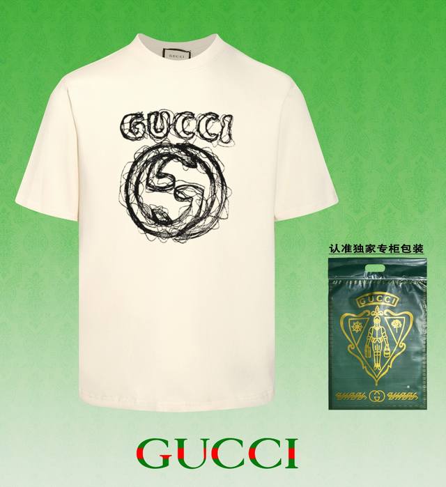 配图片包装 GUCCI~古驰 2024春夏新款短袖，采用双坎肩做法，双坎肩做法，双坎肩做法使整件衣服更加有立体感觉，不是普通T恤所能达到的工种， 前幅图案采用高