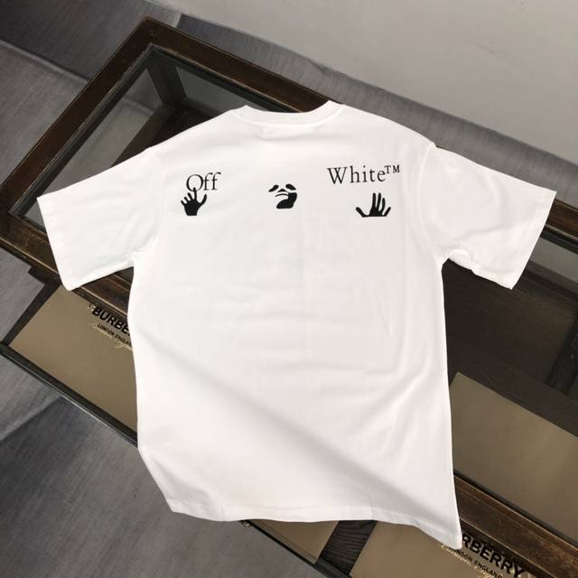 dw OFF-white 24SS夏季新款圆领短袖T恤！270克重磅高端纯棉面料，手感质感都极完美！修身裁剪设计干净利落！时尚又好看！走线做工非常精致！版型效果