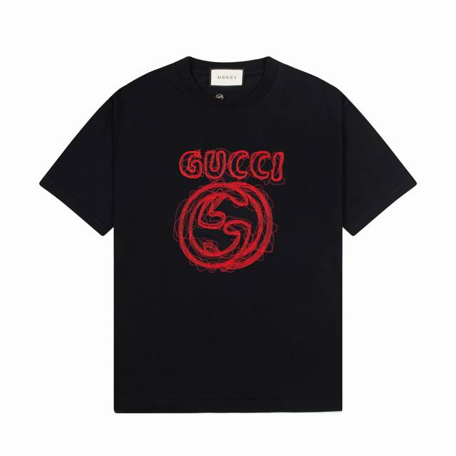 Gucci 古奇] 2024FW短袖T恤 经典GG刺绣 高端32s双纱260克面料 重磅面料 定制拉架罗纹同缸同染 三标齐全 男女同款 颜色：黑色 白色 尺码：