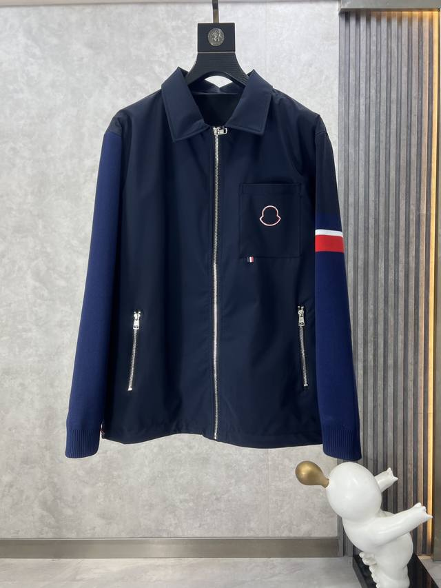 Moncler 蒙口 官网同款，提前发售 2024ss开秋新款男士夹克外套，原单三标齐全高端版本 专柜定制面料 透气舒适度高，细节无可挑剔，品牌元素设计理念，体