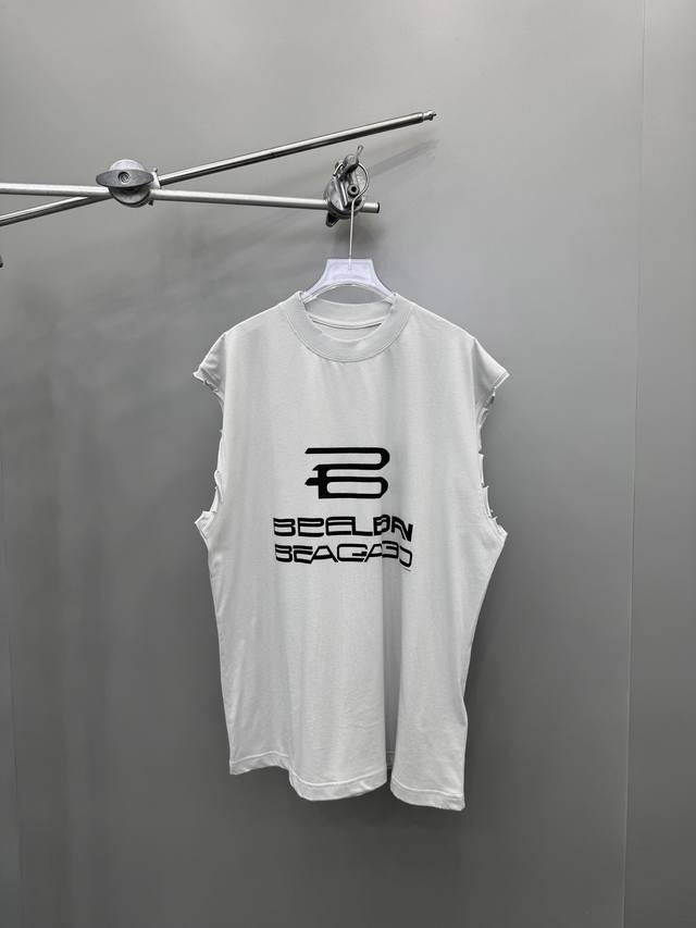 NEW BLCG｜Balenciga 巴黎世家 AI generated新款坎袖背心，纯棉面料，进口面料柔软舒适，领口二本针加固机洗不易变形，宽肩飞袖设计显瘦遮