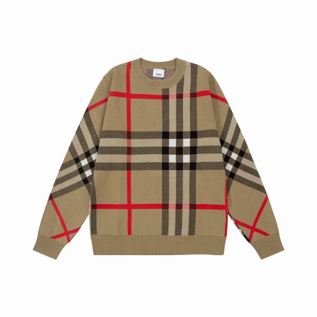 BURBERRY 巴宝莉。拼色格子圆领经典拼色 全部对色定染含羊毛的棉纱线，柔软亲肤，双层针织很厚实，手感无敌好，拿到手里就能感受出它的质感随便一套就能出门很万