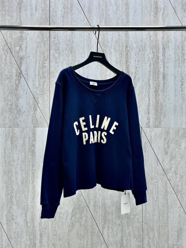 女生短款 Celine 赛琳24Fw胸前徽标女款卫衣 #82061 Size：S M L