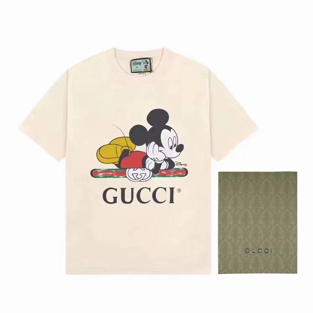 新款上新 Gucci x Disney连名款 米奇印花超大造型短袖 高版本高版本 原版面料 官方同款 高版本 高品质 定制240克高端面料 手感非常舒服 时尚又