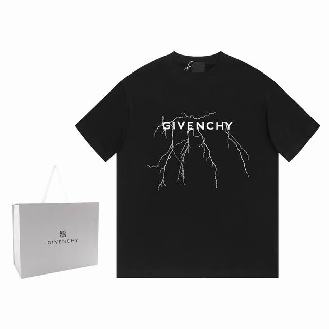 Givenchy#纪梵希反光闪电印花短袖T恤，官方原版，定制GIV全棉双纱面料，手感松软细腻扎实，舒适透气不易变形，螺纹采用定织定染无色差，OS宽松落肩版型，男