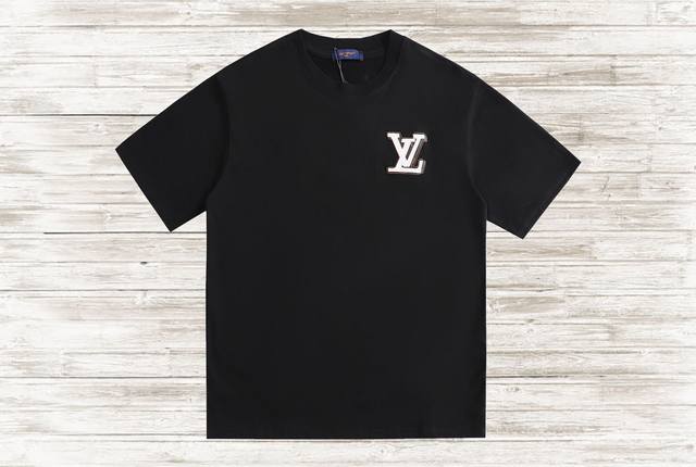 爆款上新☆ 轻奢推介 高版本 Lv路易威登louis Vuitton 驴家lv 经典logo皮标半袖t恤短袖 男女同款 情侣款 宽松版型 最高版本 原版面料 高