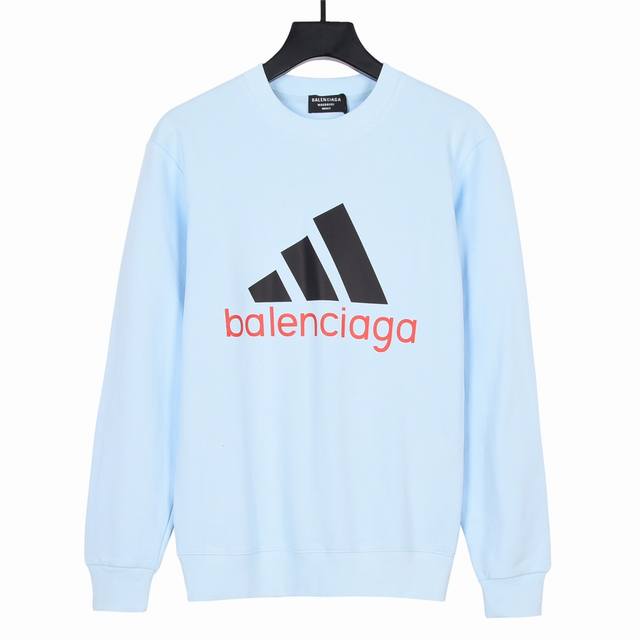 Balencia巴黎世家联名adidas阿迪达斯清新兰秋冬新款 标志性logo圆领卫衣 原版定制高克重双股面料制作，面料手感扎实，上手非常有档次 贴身柔软细腻