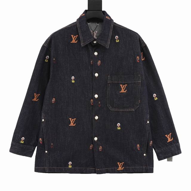 Louisvuitton 路易威登 老花人像刺绣牛仔衬衫 定制yb进口斜纹棉牛仔材质 多重水洗 质感挺括有型 饰有满身错落精致刺绣公仔图案字母融入加持点缀 玩