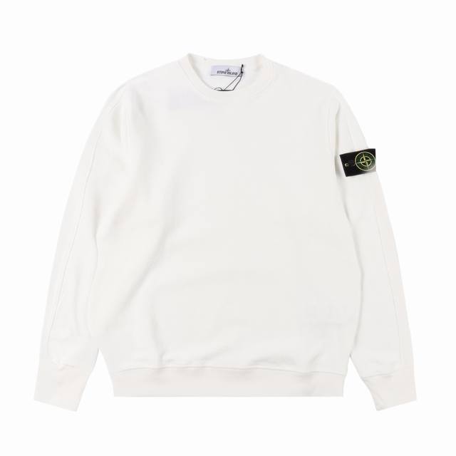 Stone Island 石头岛 经典袖标圆领卫衣 面料采用原版一致380克全棉双纱定织定染，包括罗纹也按照原版一致，1X1高密度罗纹规格定织定染， 面料和罗纹