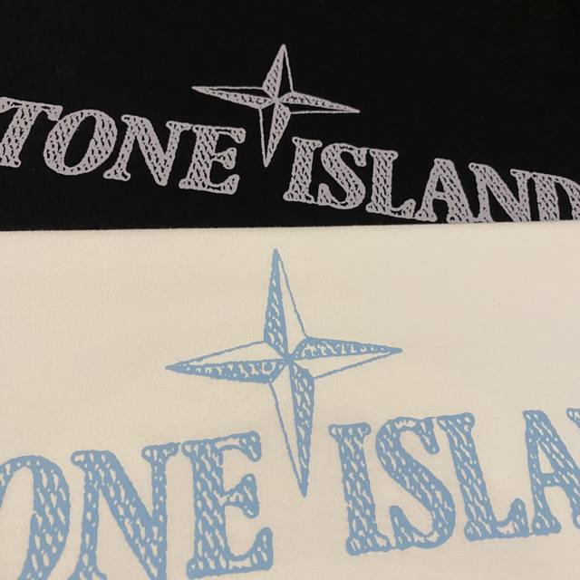 Stone Island石头岛夏季罗盘字母印花经典男女情侣短袖 穿上就是舒适自在 减龄又显瘦的存在，慵懒而随性，结合干净简单的色系就特别耐看，适合日常穿着～复