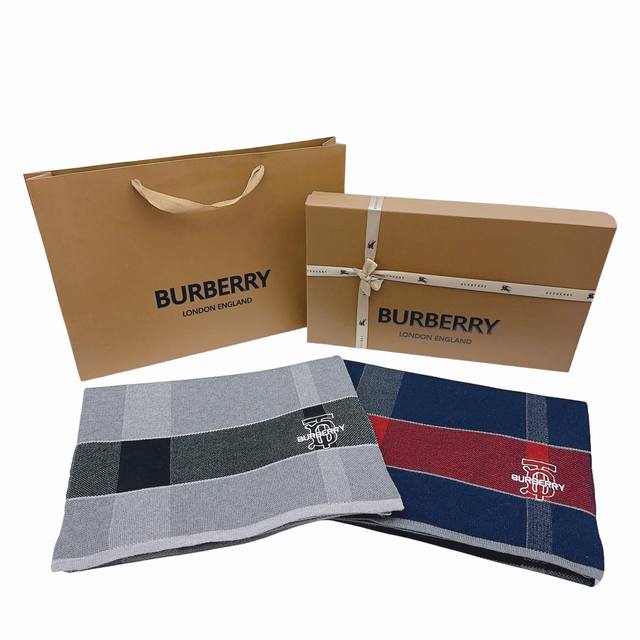 Burberry爆款上新，高端男士围巾tb羊绒格纹，独家牛货奢华尽在尺寸之间，高端品质具有超高羊绒品质才会被此品牌青睐这种精品是市场上及其少见的围巾针织，低调奢