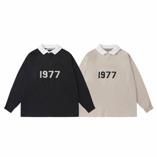 上新！ “完美复刻 Fear Of God Essentials 1977 Polo领数字植绒印花长袖套头长袖高街oversize落肩宽松版型”顶级版本 按得物