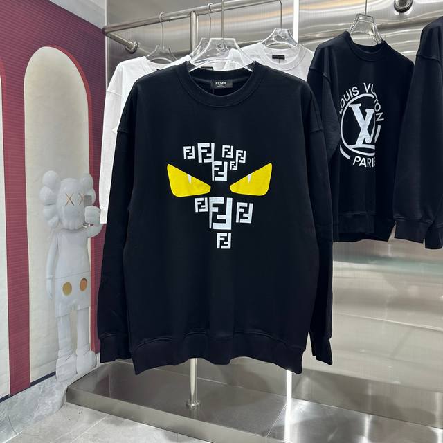 Fendi 2024 秋冬新款 个性印花圆领卫衣 男女同款 S M L Xl Xxl 五个码 黑色 白色