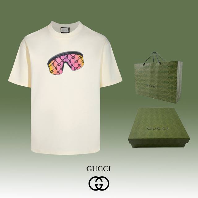 顶级代工品质 Gucci~古驰 24Ss 经典t恤短袖 不需要所谓烂大街的华丽文案 主打品质 面料经过2次高温缩水固色 不变形不缩水不起球 正确os版型