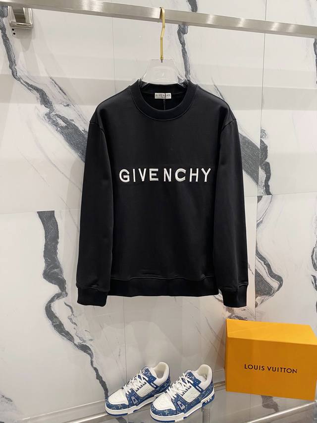 Dw Givenchy 纪梵希2024秋季圆领新款卫衣 标志性前后幅刺绣字母logo 纯原品质 原版面料 官方同款 同缸染面料 手感非常舒服 超级百搭好看 个性