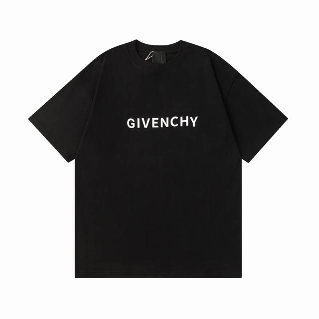 Givenchy#纪梵希. 面料350克重 经典字母印花t恤，官方原版，定制giv全棉双纱面料，克重350G，手感松软细腻扎实，舒适透气不易变形，螺纹采用定织定