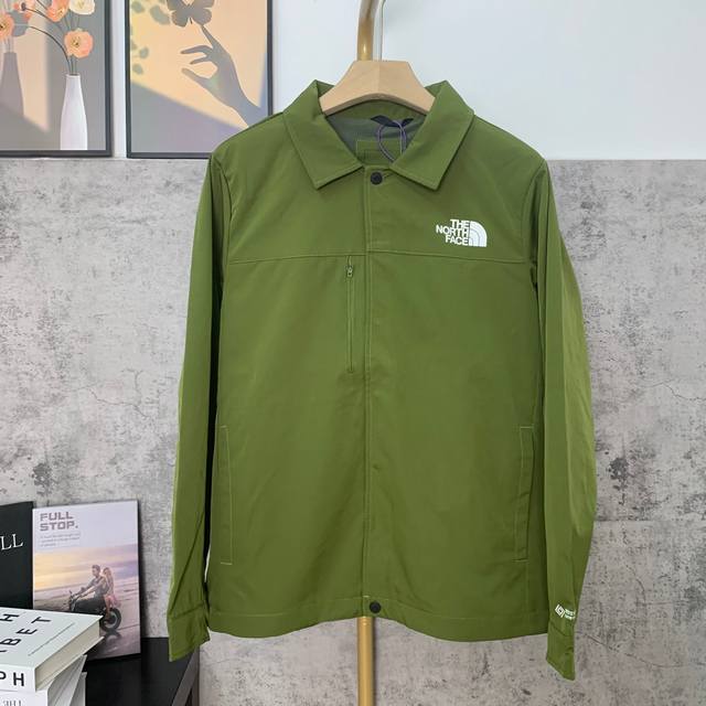 款号:D06 实拍图 #Thenorthface 北面 24最新软壳夹克情侣户外防风防泼水外套 颜色：黑色 军绿色 卡其色 尺码：M L Xl Xxl