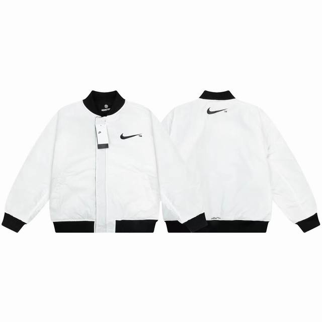 Nike耐克男子冬季新款双面穿棒球服棉衣 码数m到xxl 尺码表 衣长 胸围 下摆 肩宽 袖长 M 68 59 57 49 69 L 70 61 59 51 7