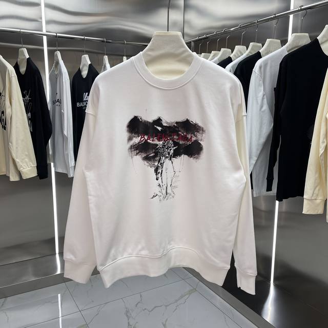 Balenciaga巴黎世家经典圆领卫衣 快手小红书爆款卫衣，衣服面料采用原版定织定染纯棉毛圈400G高克重面料，柔软亲肤细腻。做工细致，厚度适中，后领织带包边